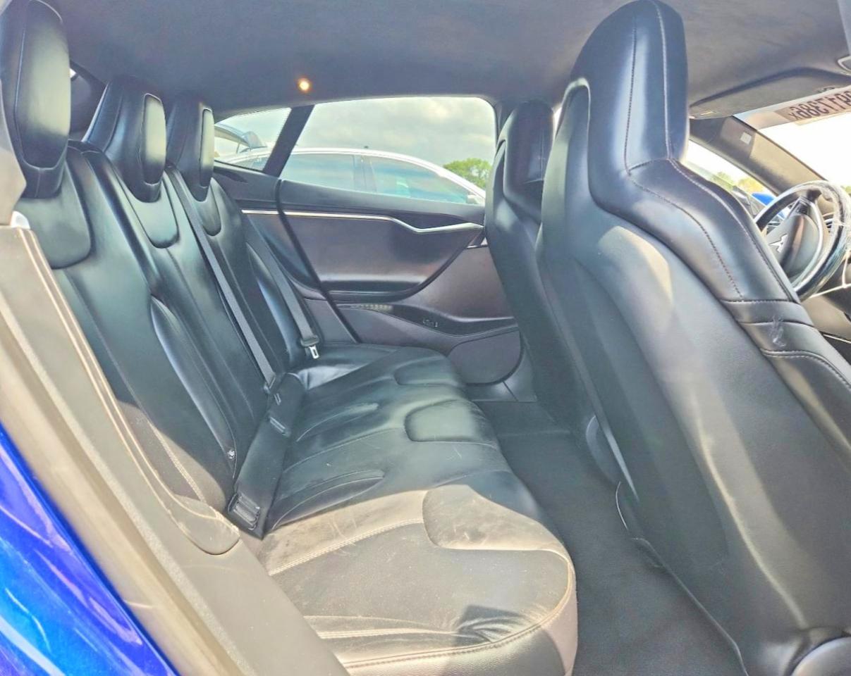 2015 TESLA MODEL S — фото 10