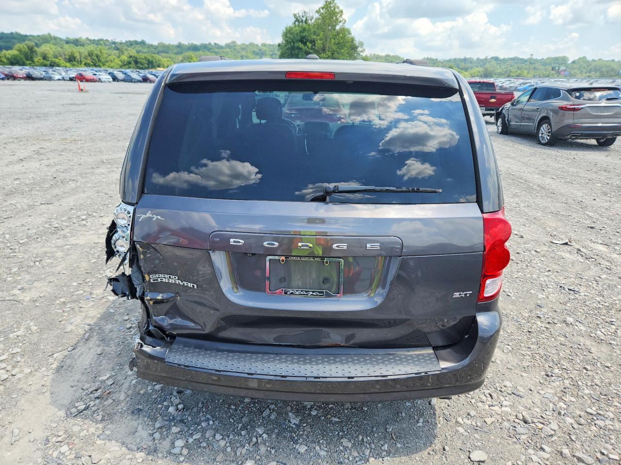 2016 DODGE GRAND CARAVAN — фото 6