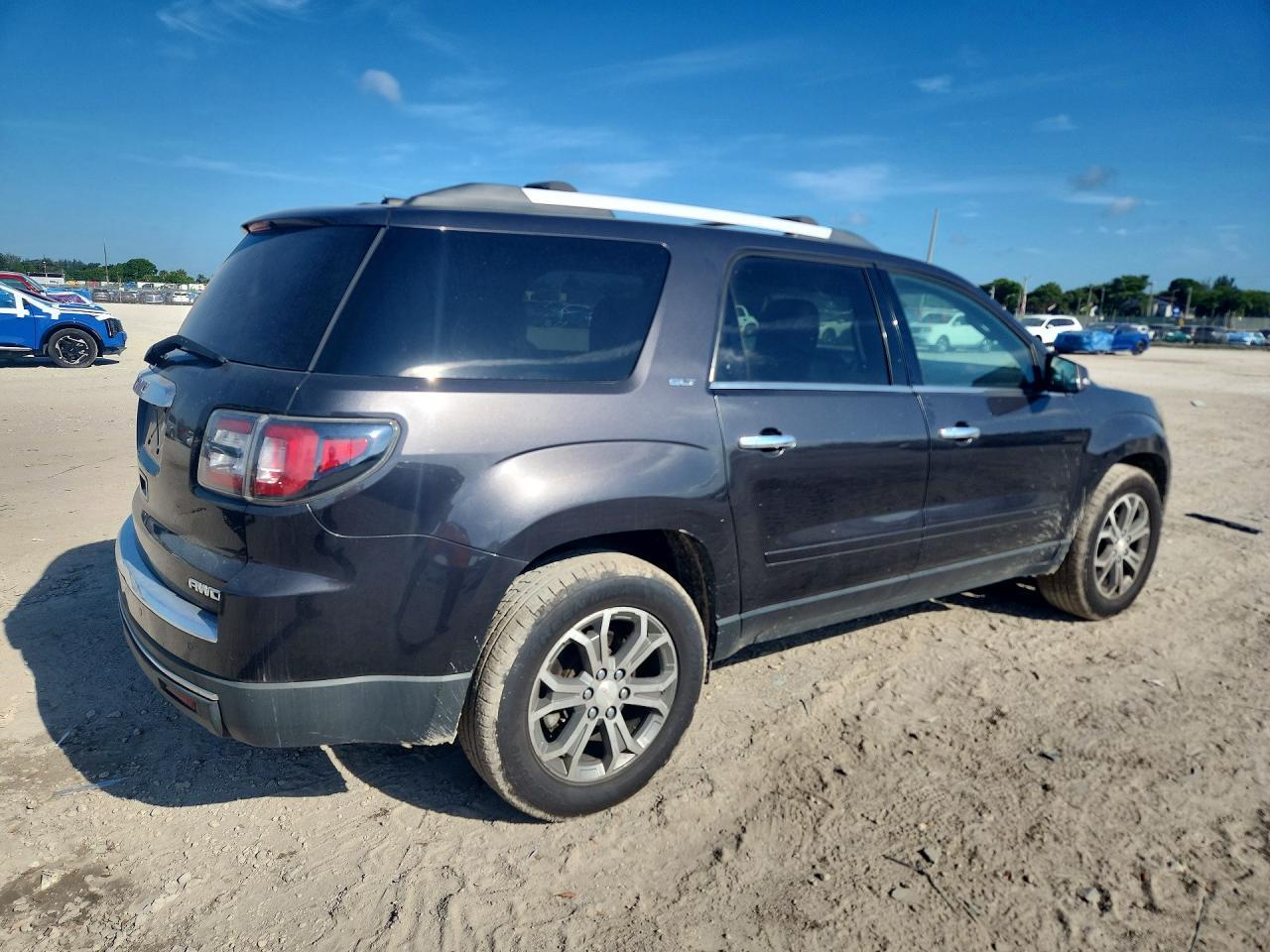2016 GMC ACADIA — фото 3
