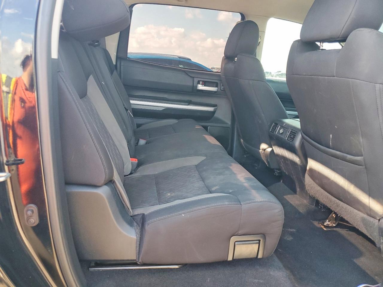 2017 TOYOTA TUNDRA — фото 10