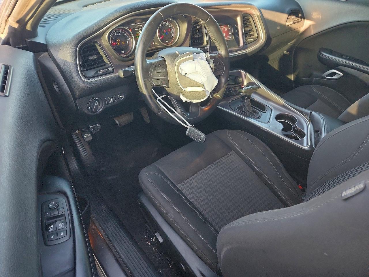 2016 DODGE CHALLENGER — фото 8