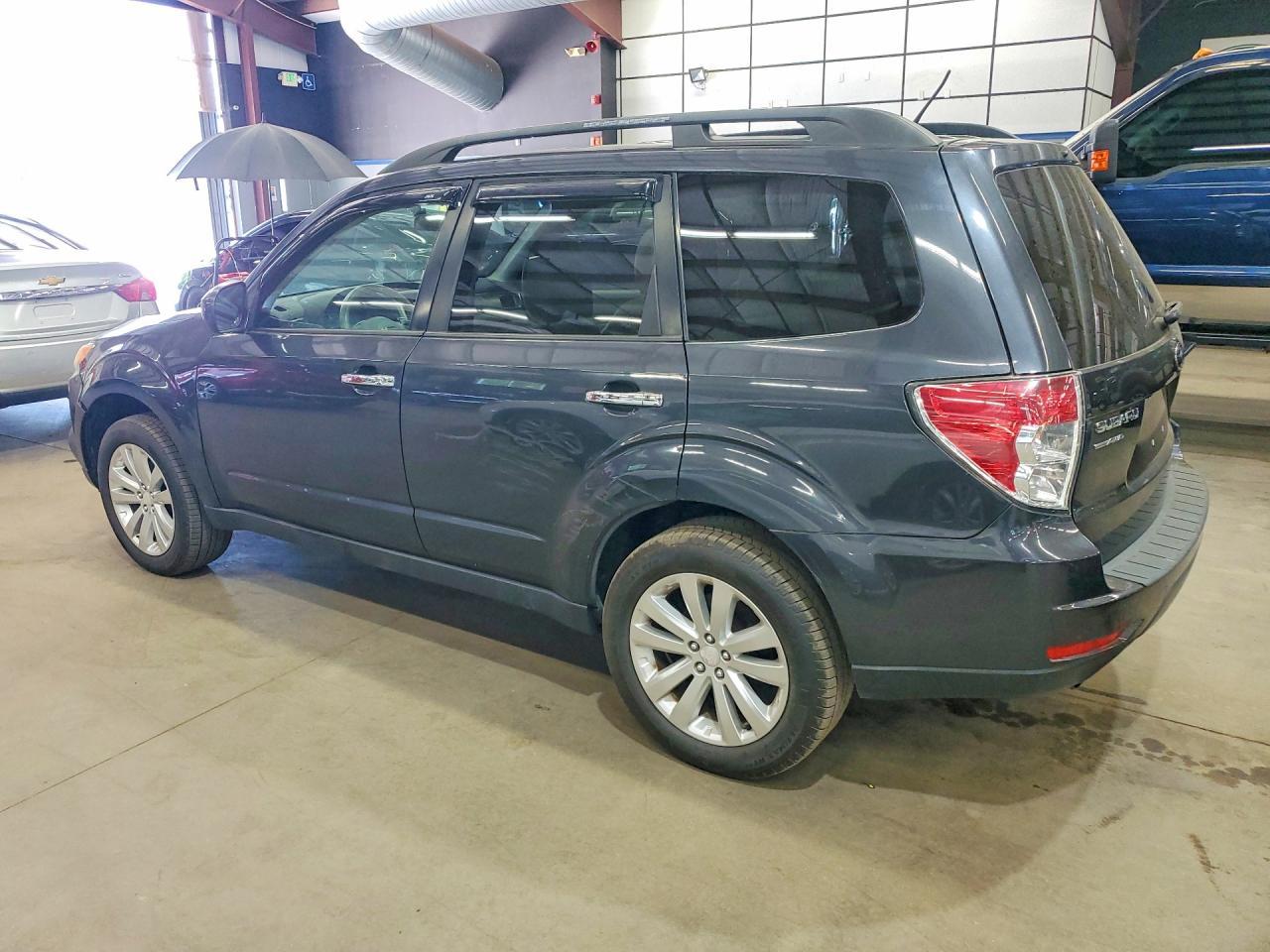 2012 SUBARU FORESTER — фото 2