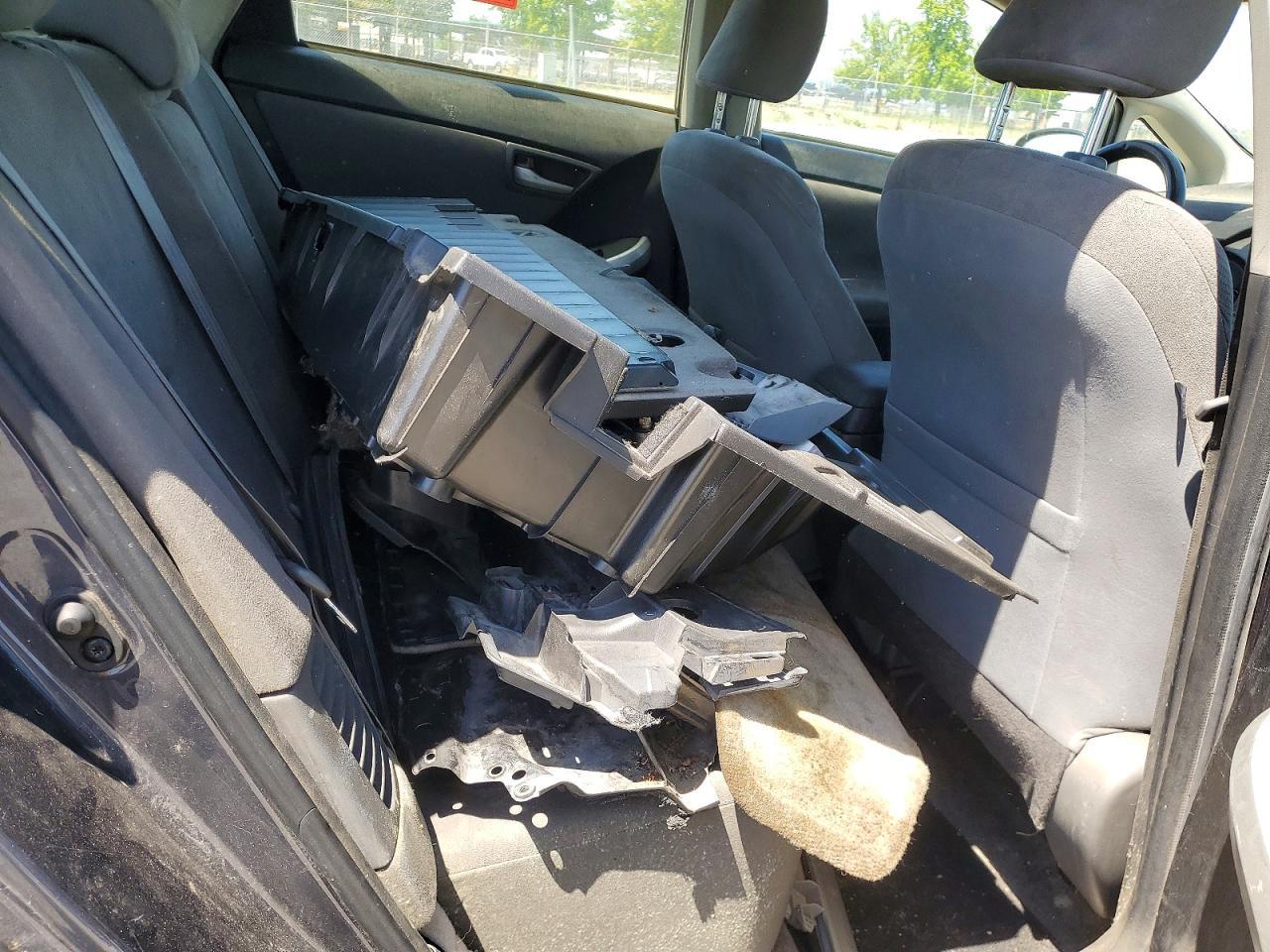 2015 TOYOTA PRIUS — фото 10