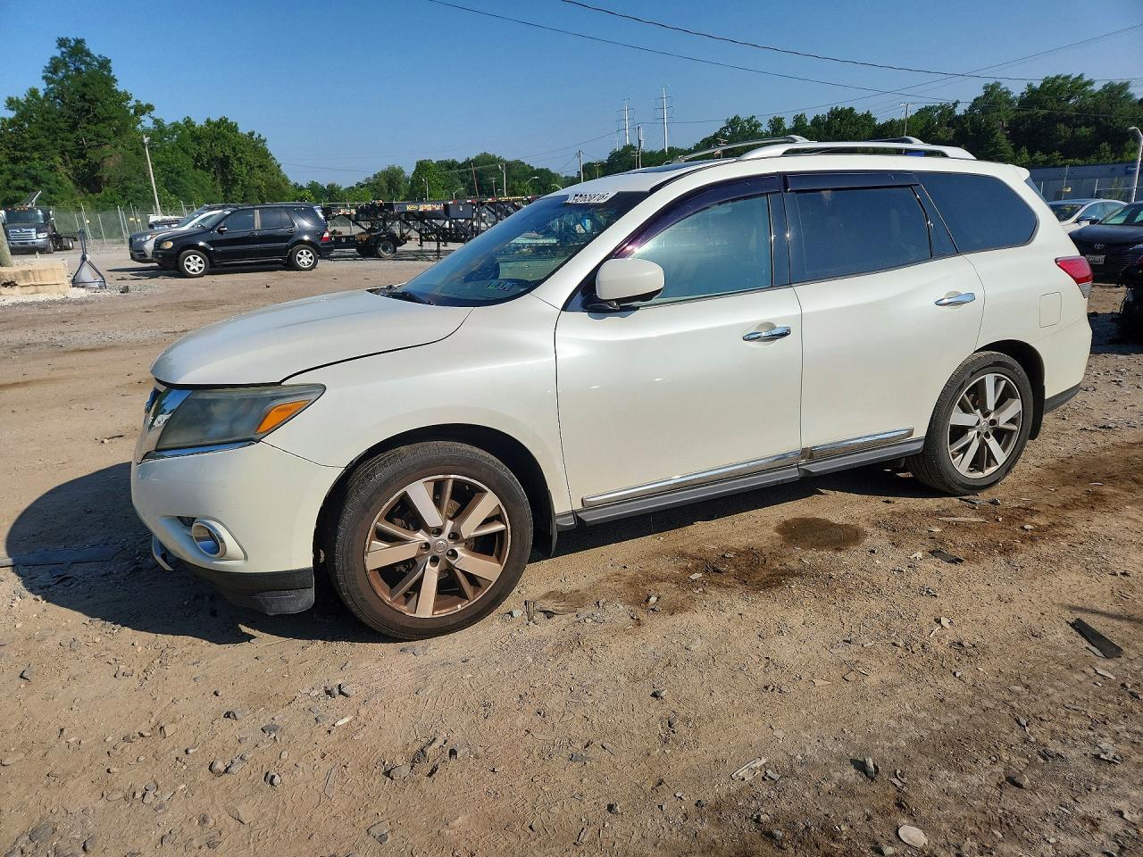 2015 NISSAN PATHFINDER — фото 1