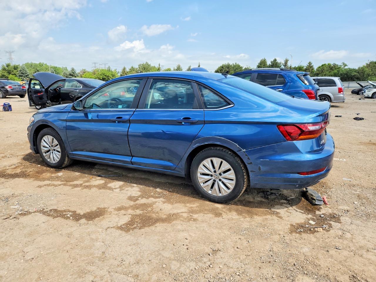 2019 VOLKSWAGEN JETTA — фото 2