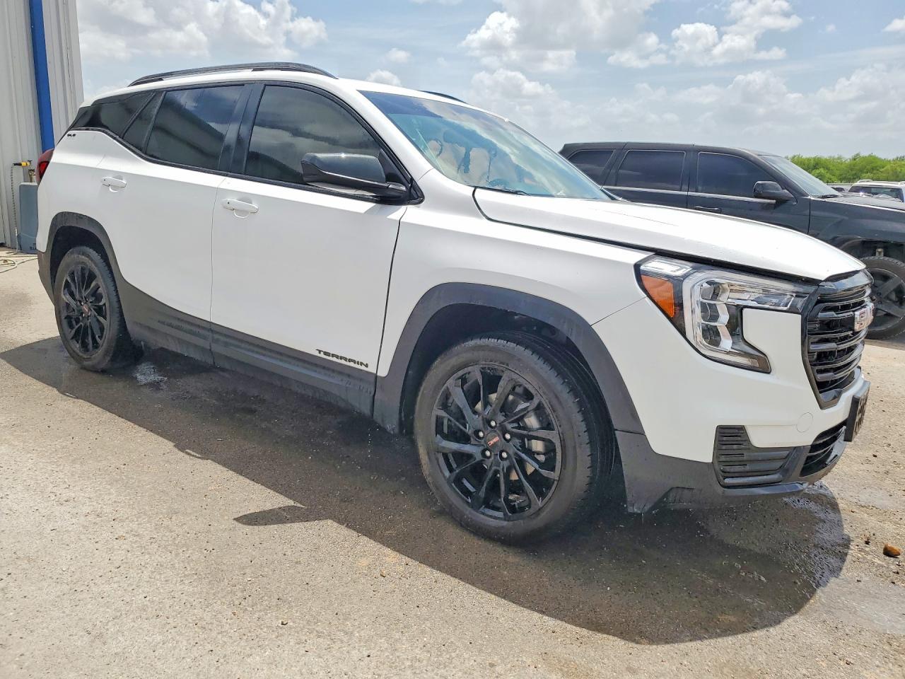 2024 GMC TERRAIN — фото 4