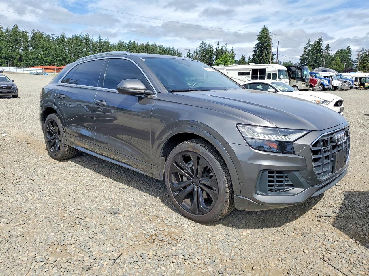 2019 AUDI Q8 — фото 4