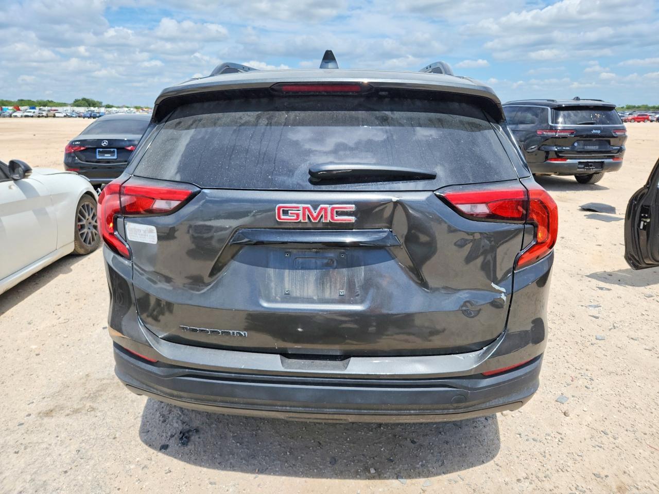 2020 GMC TERRAIN — фото 6