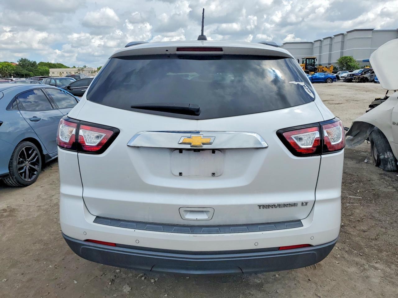 2016 CHEVROLET TRAVERSE — фото 6