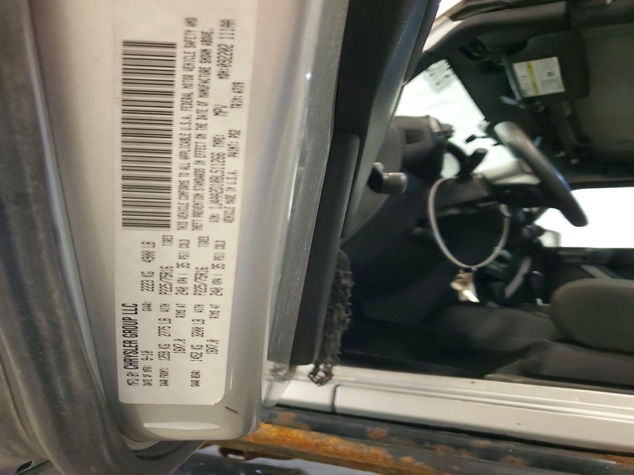 2011 JEEP WRANGLER — фото 12