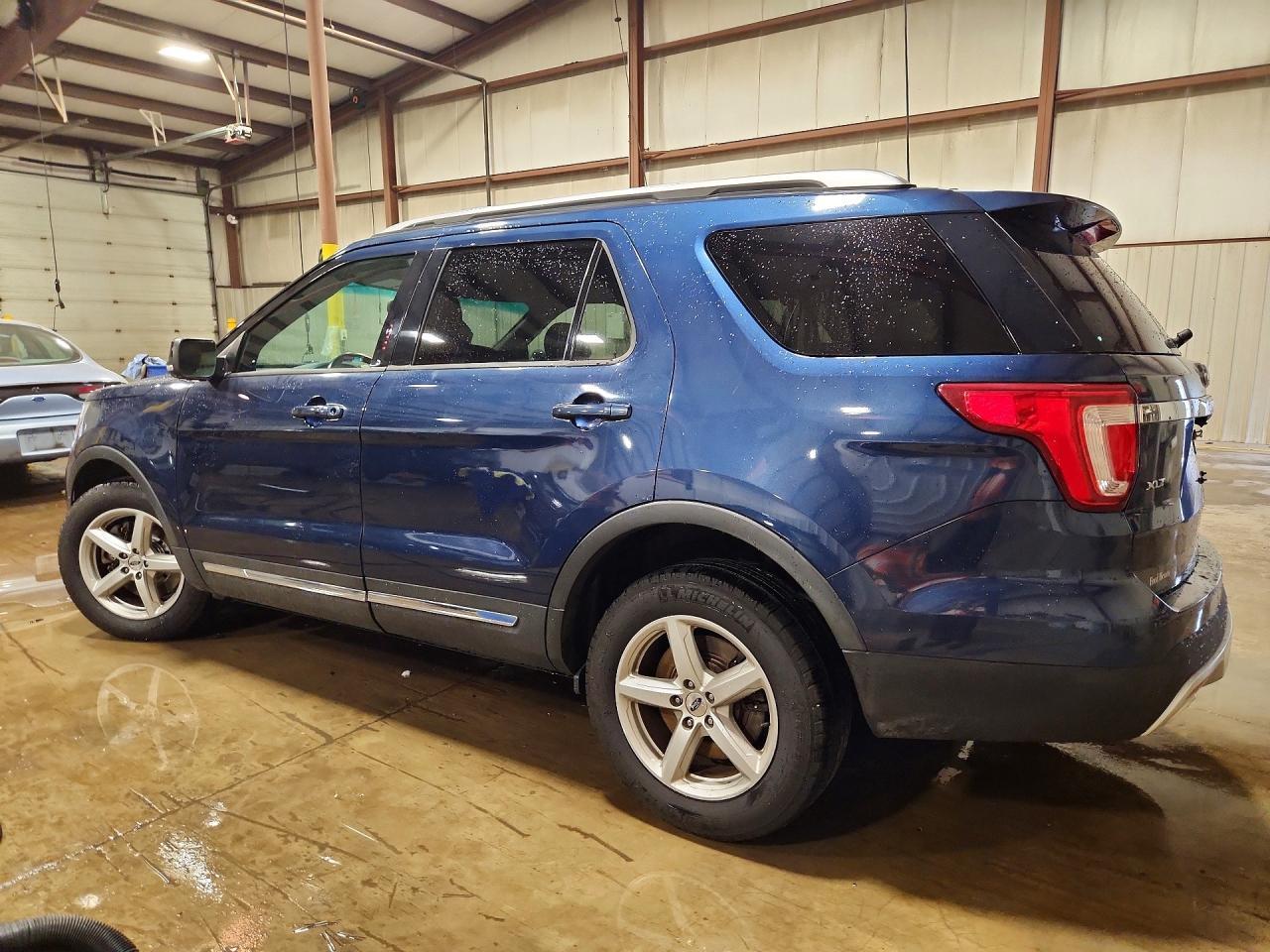 2017 FORD EXPLORER — фото 2
