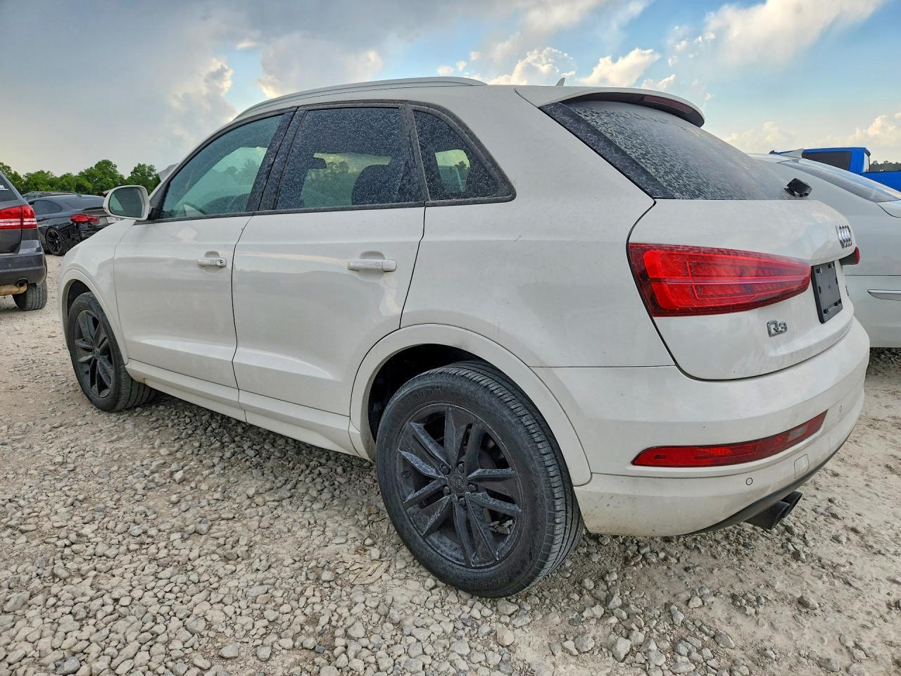 2017 AUDI Q3 — фото 2