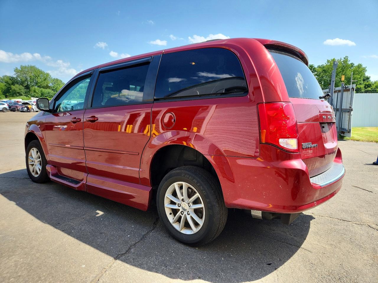 2014 DODGE GRAND CARAVAN — фото 2