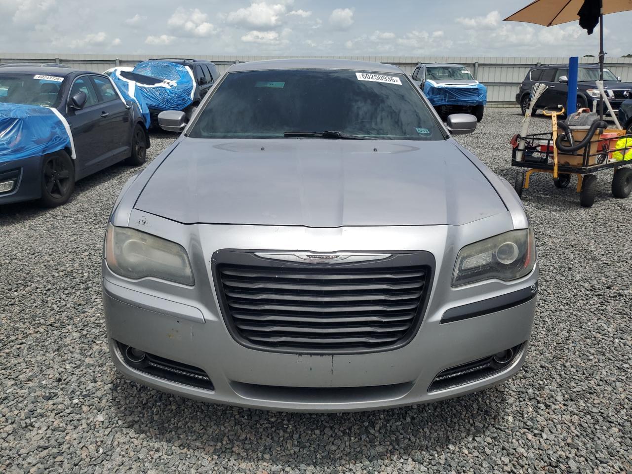 2014 CHRYSLER 300 — фото 5