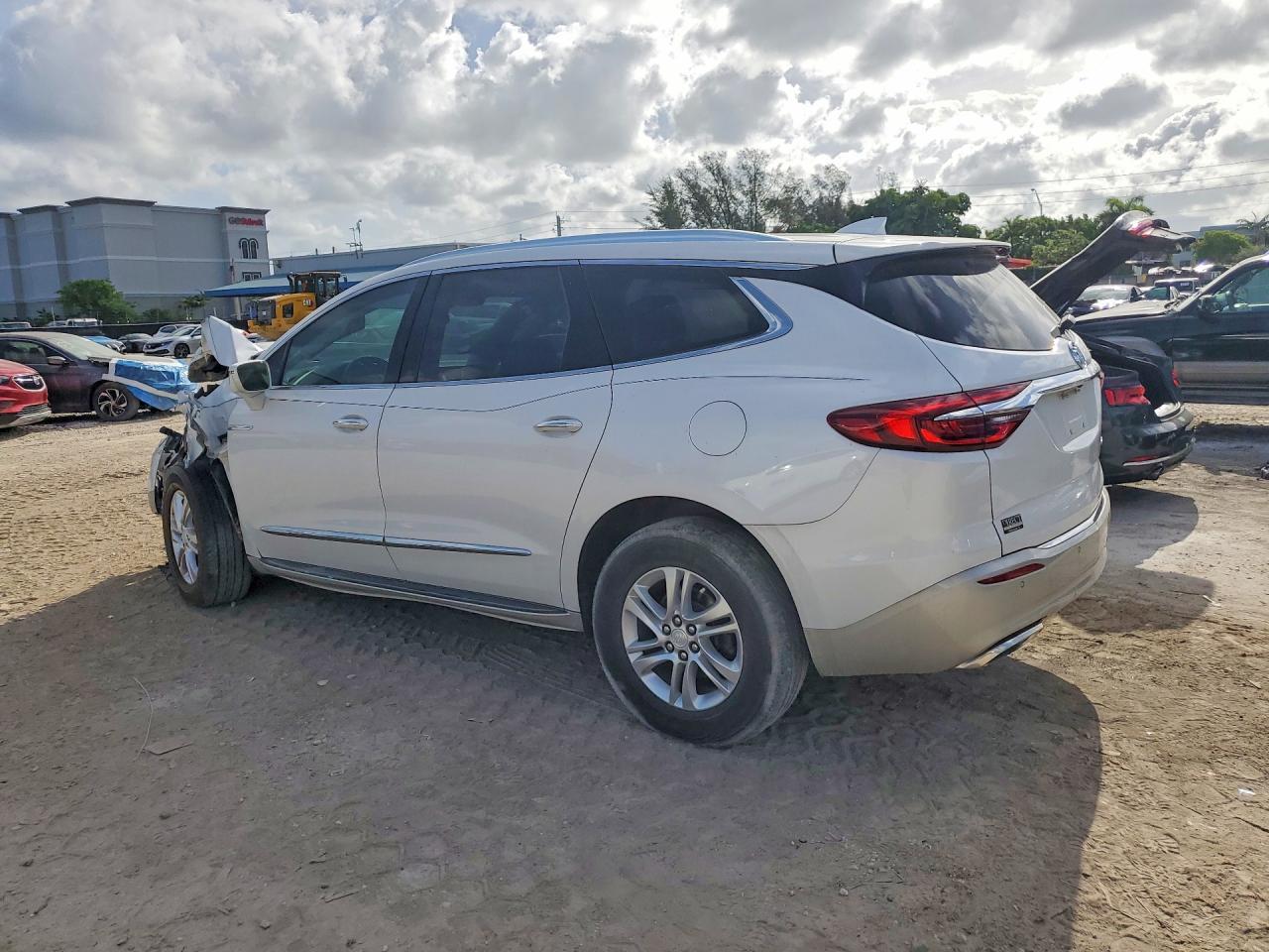 2019 BUICK ENCLAVE — фото 2