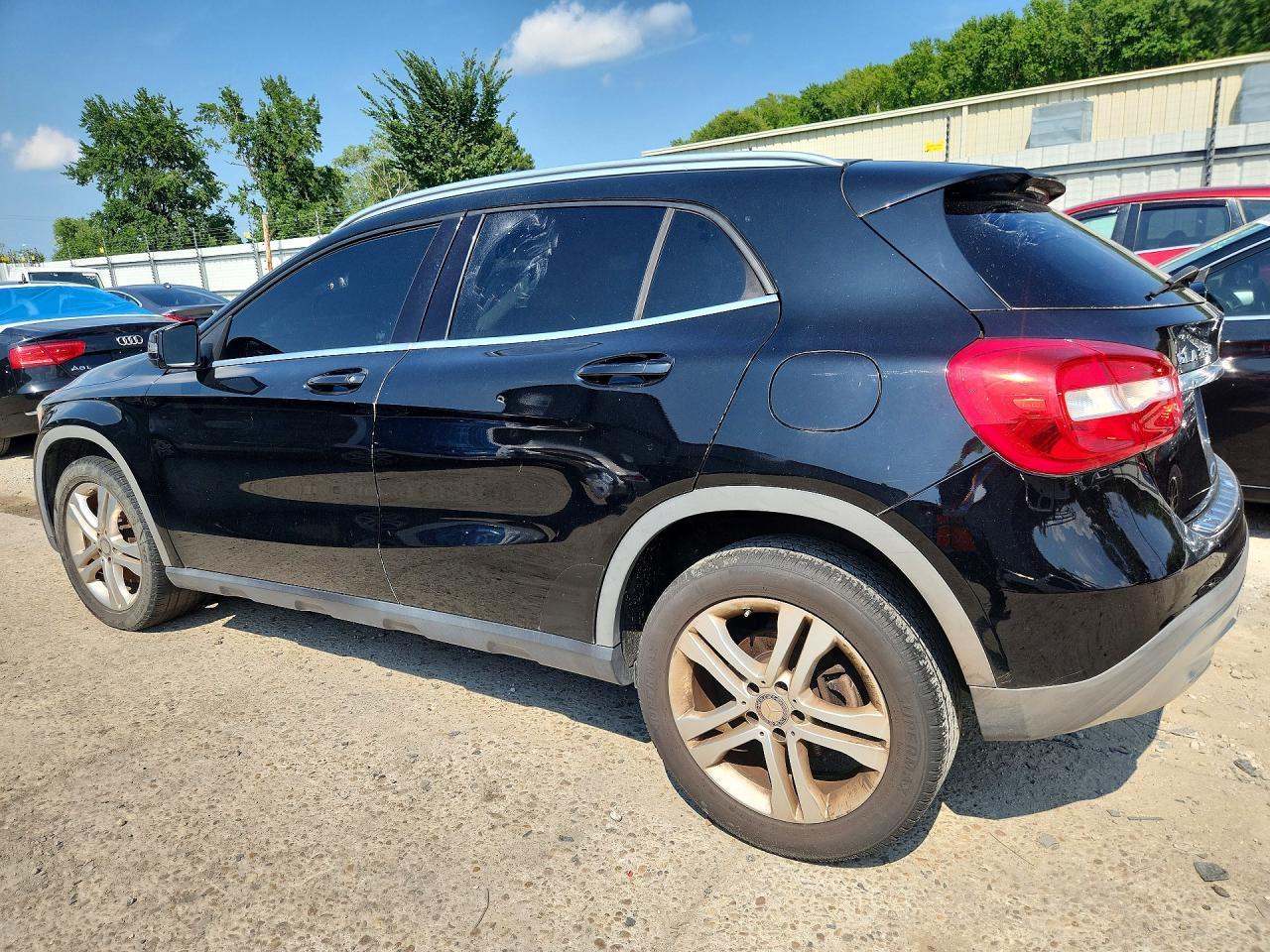 2016 MERCEDES-BENZ GLA-CLASS — фото 2