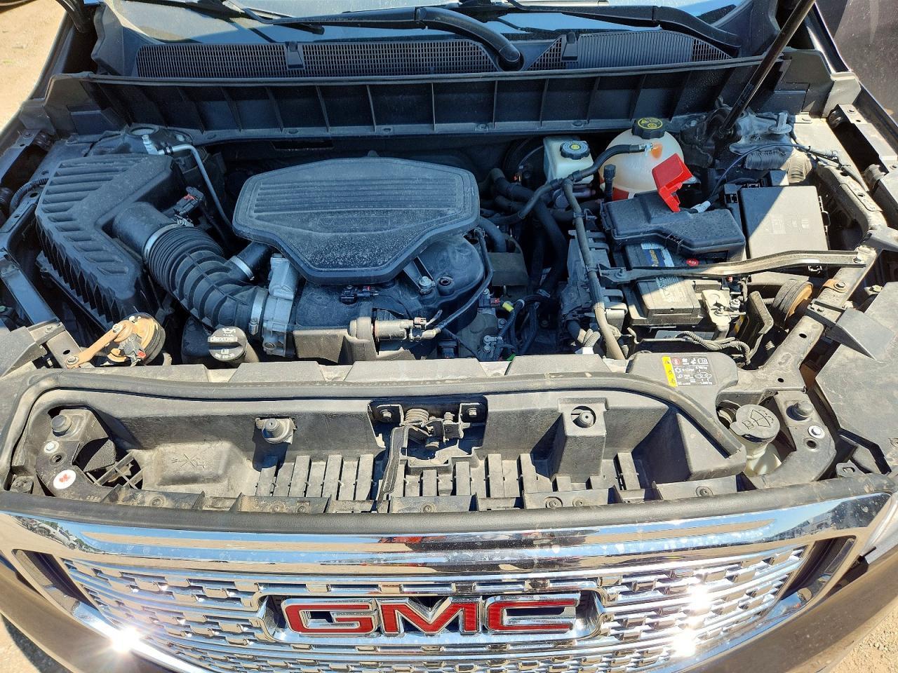 2017 GMC ACADIA — фото 12