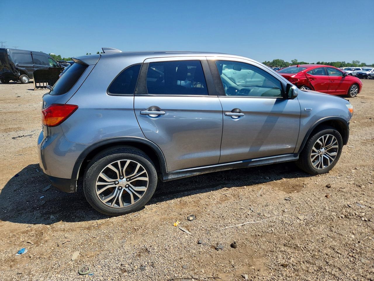 2017 MITSUBISHI OUTLANDER SPORT — фото 3