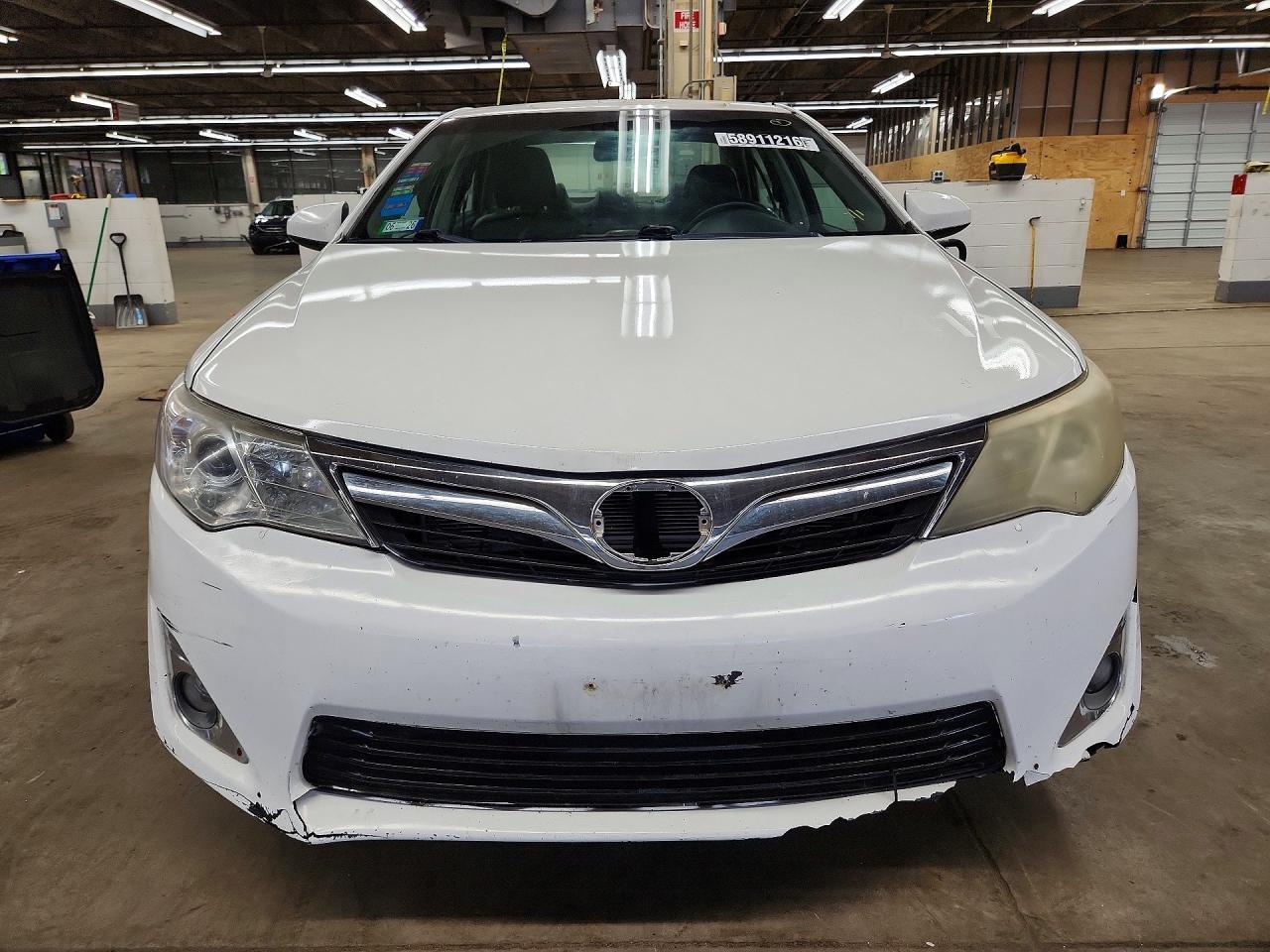 2012 TOYOTA CAMRY HYBRID — фото 5
