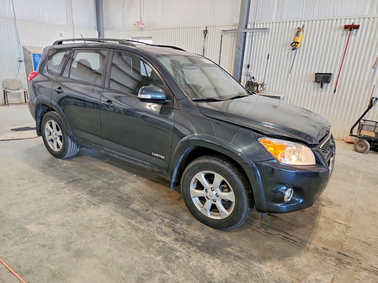 2012 TOYOTA RAV4 — фото 4