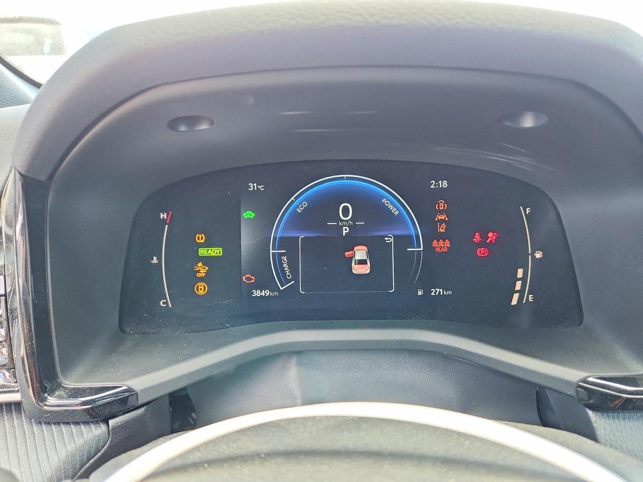 2026 TOYOTA CAMRY HYBRID — фото 9