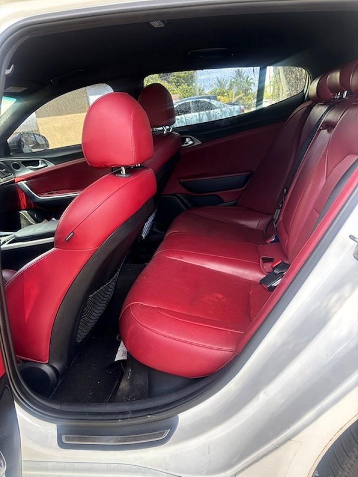 2019 KIA STINGER — фото 11