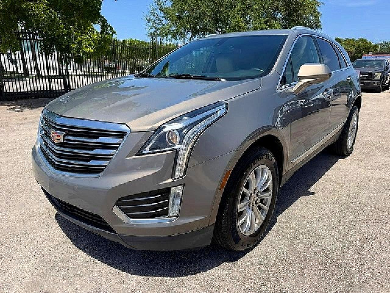 2017 CADILLAC XT5 — фото 1