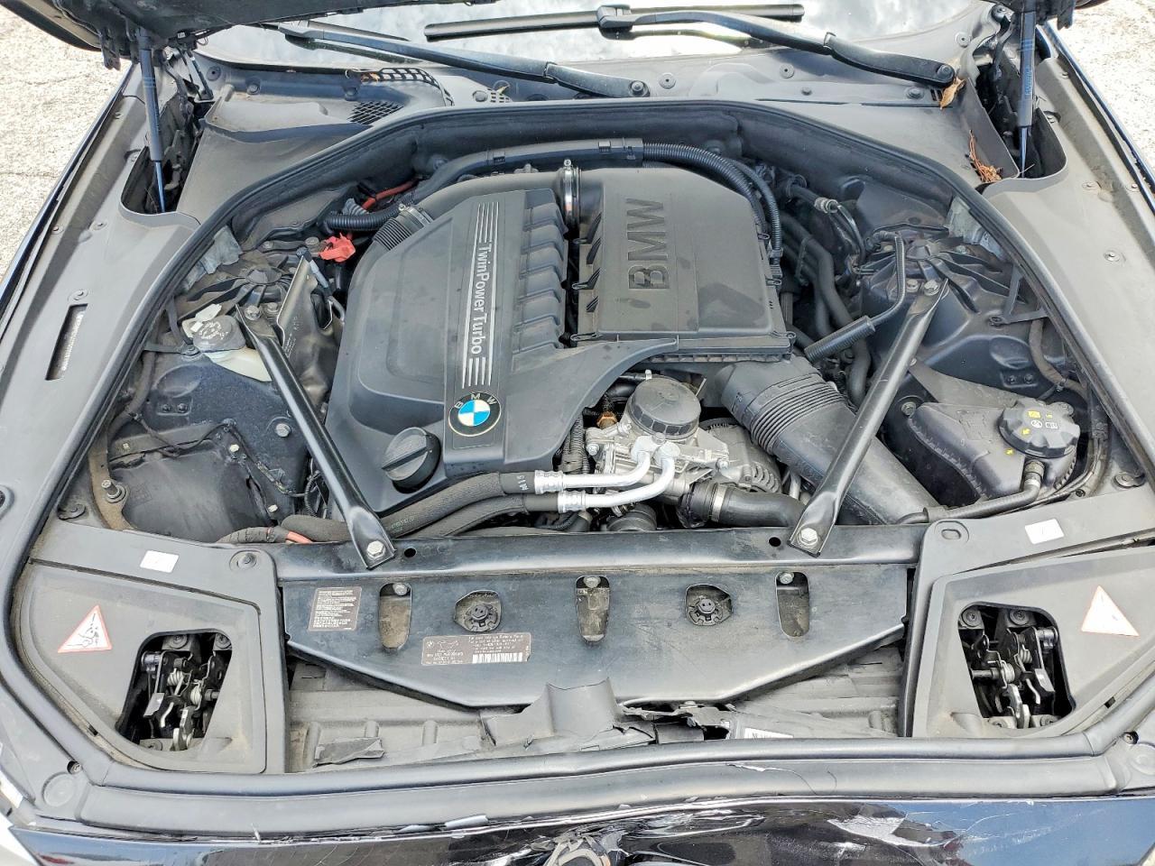 2013 BMW 5 SERIES — фото 11
