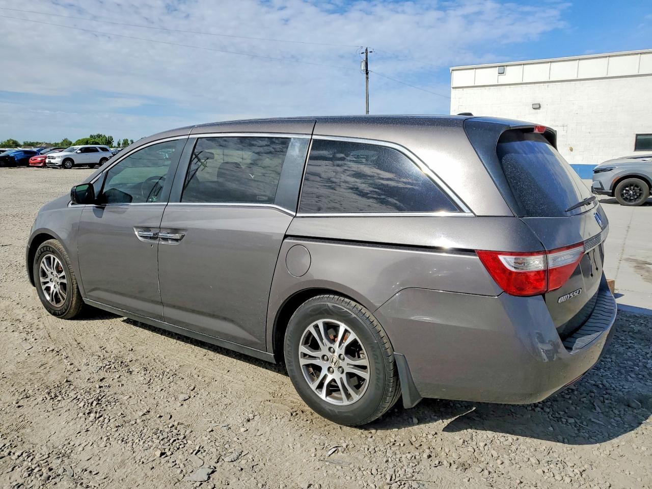 2011 HONDA ODYSSEY — фото 2