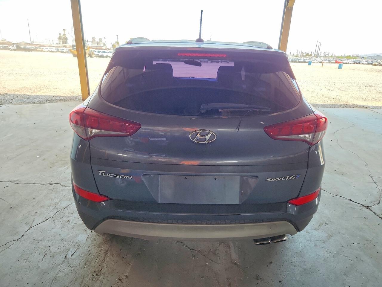2017 HYUNDAI TUCSON — фото 6