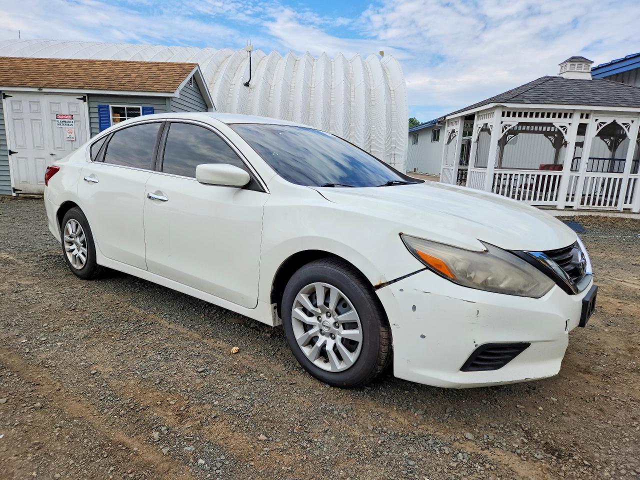 2017 NISSAN ALTIMA — фото 4