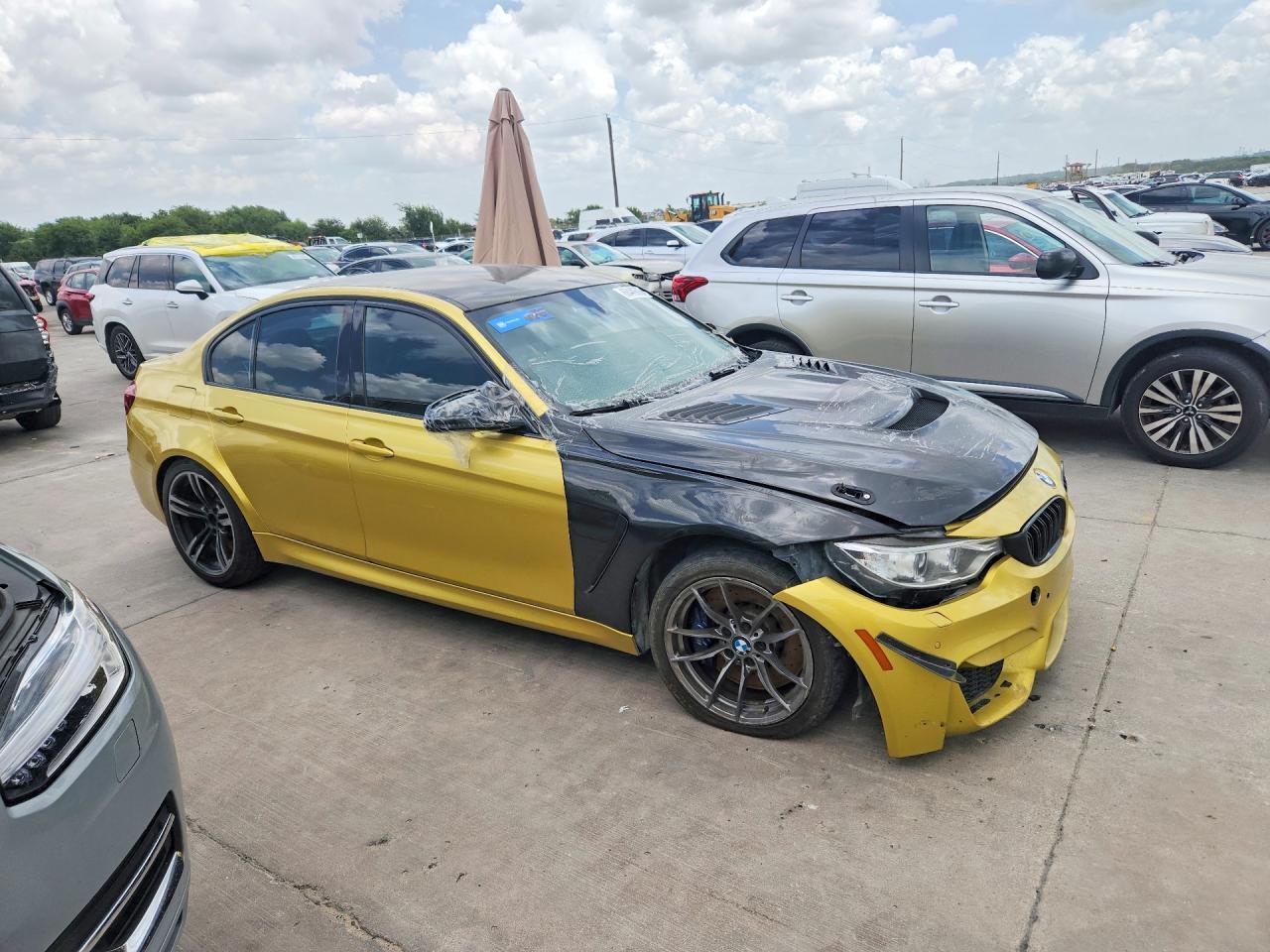 2017 BMW M3 — фото 4