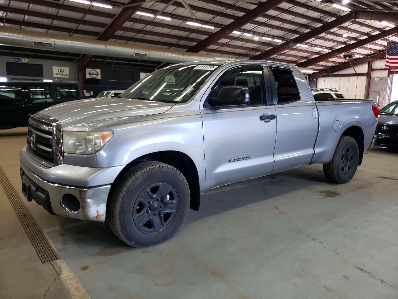 2010 TOYOTA TUNDRA — фото 1