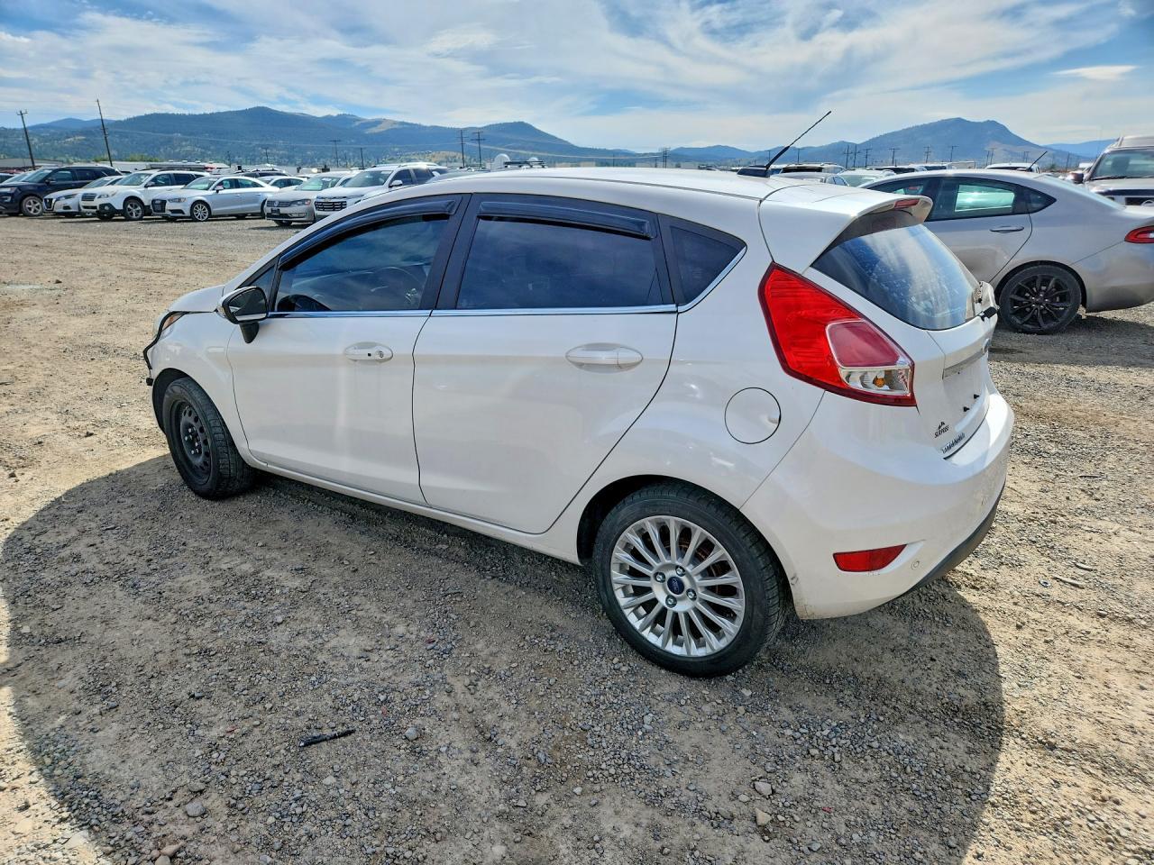 2016 FORD FIESTA — фото 2