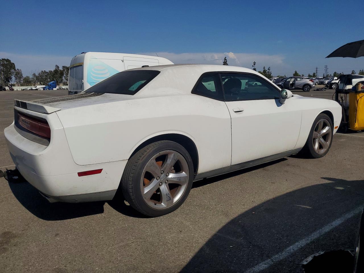 2013 DODGE CHALLENGER — фото 3
