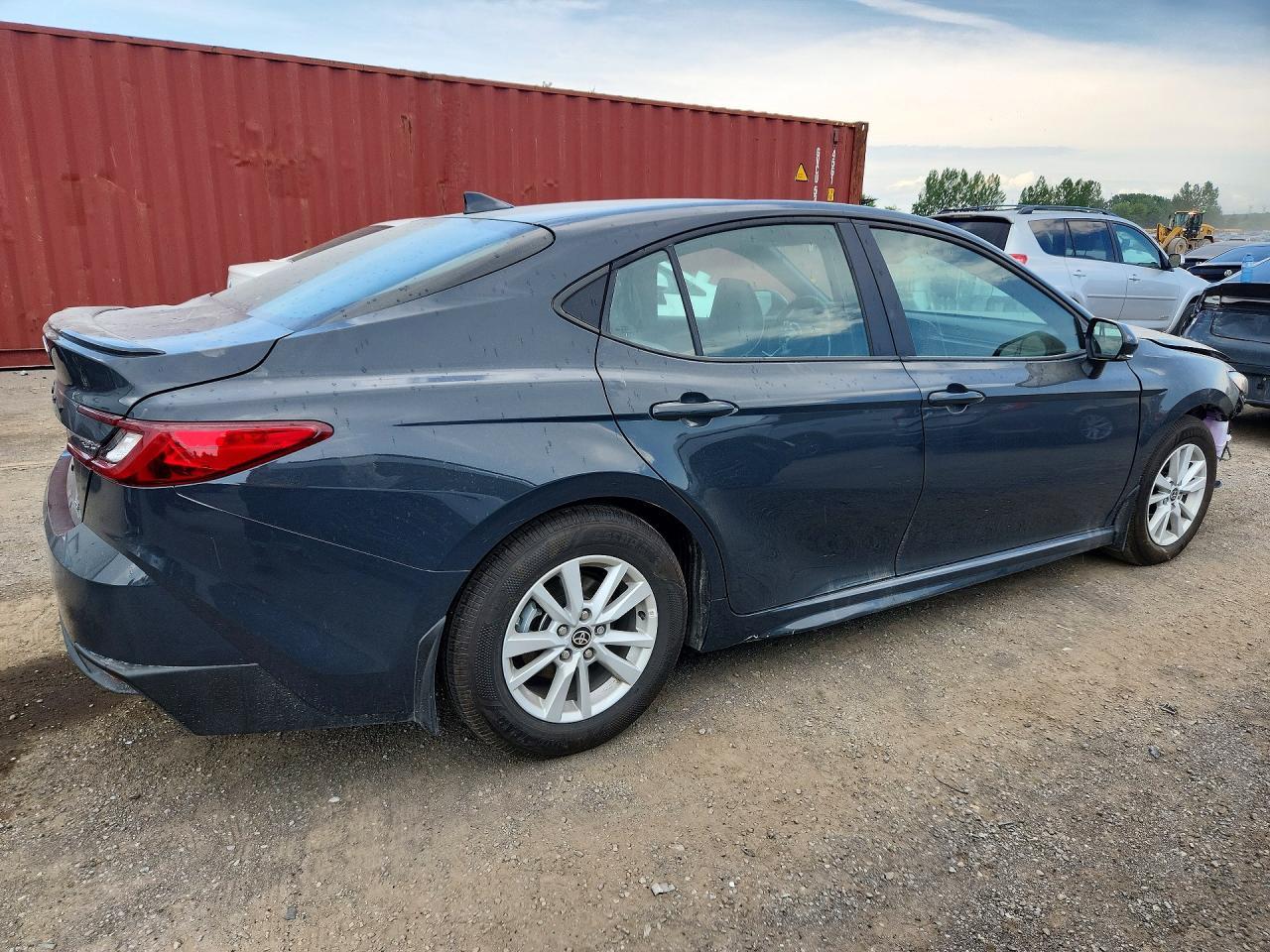 2026 TOYOTA CAMRY HYBRID — фото 3
