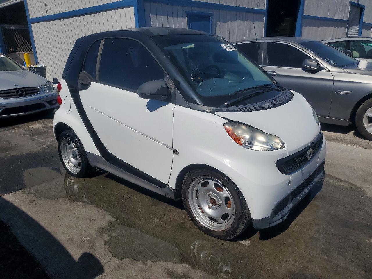 2015 SMART FORTWO — фото 4