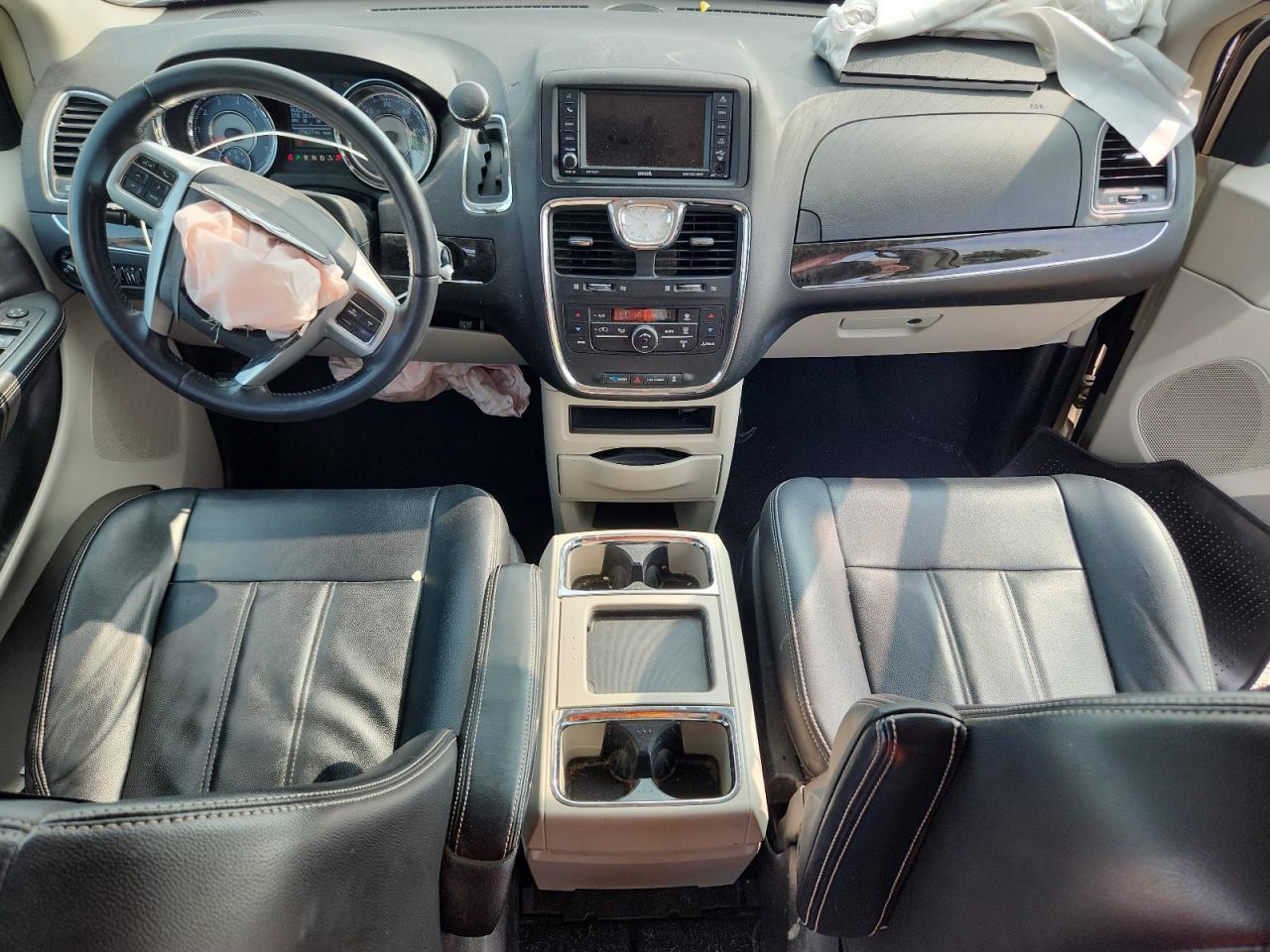 2013 CHRYSLER TOWN & COUNTRY — фото 8