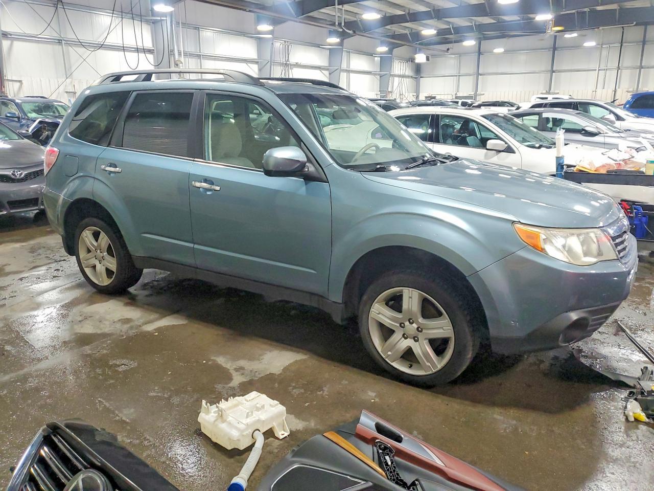 2010 SUBARU FORESTER — фото 4