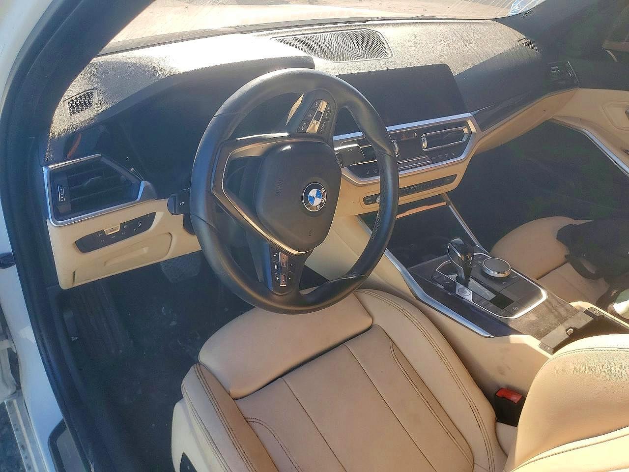 2019 BMW 3 SERIES — фото 8