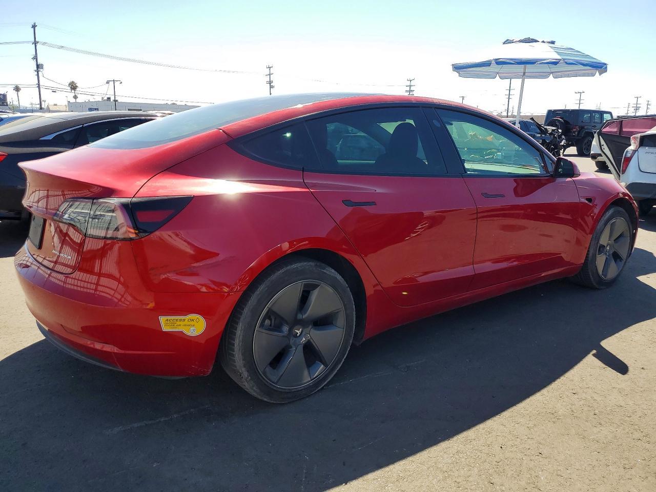2022 TESLA MODEL 3 — фото 3