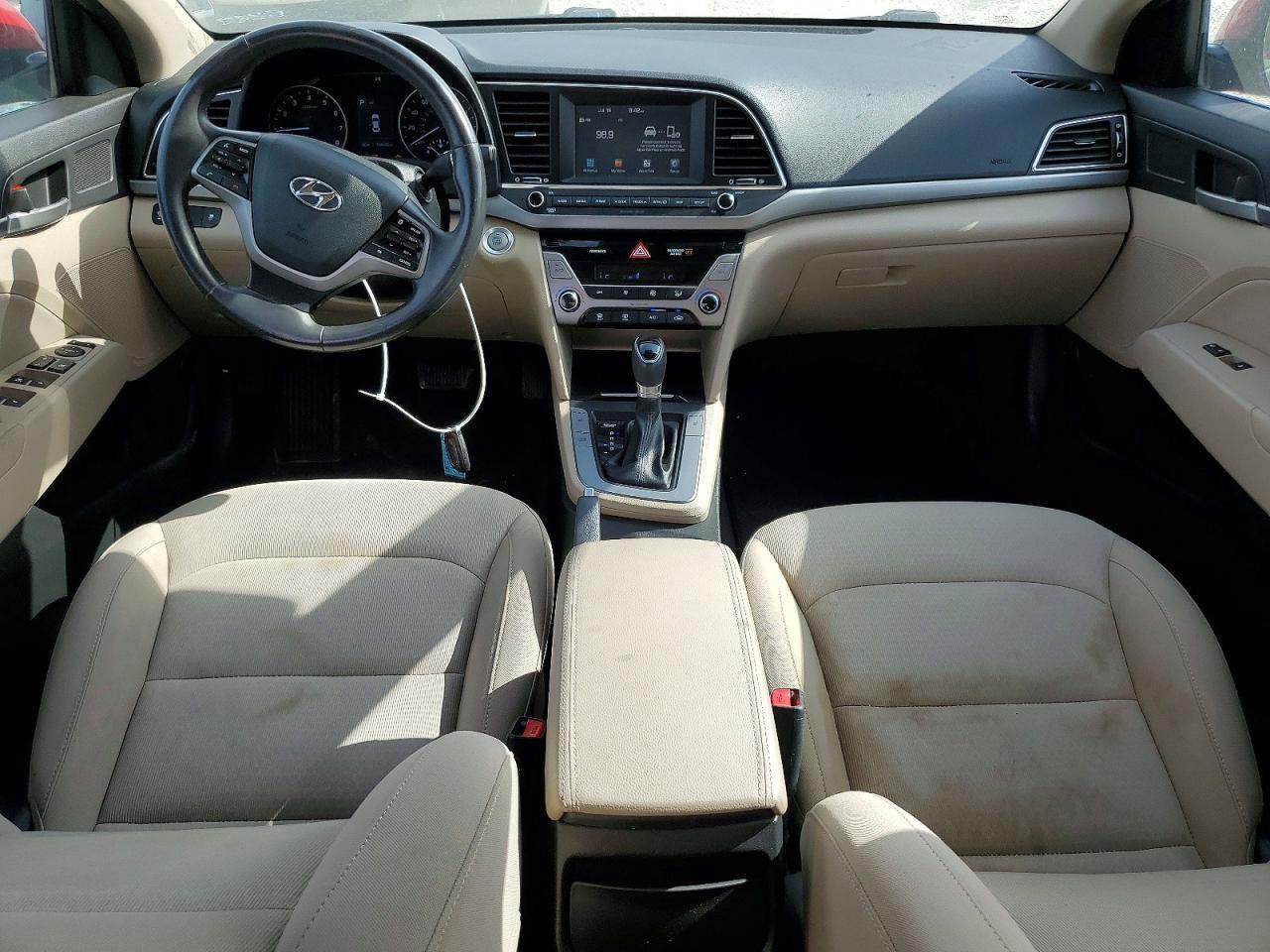 2017 HYUNDAI ELANTRA — фото 8