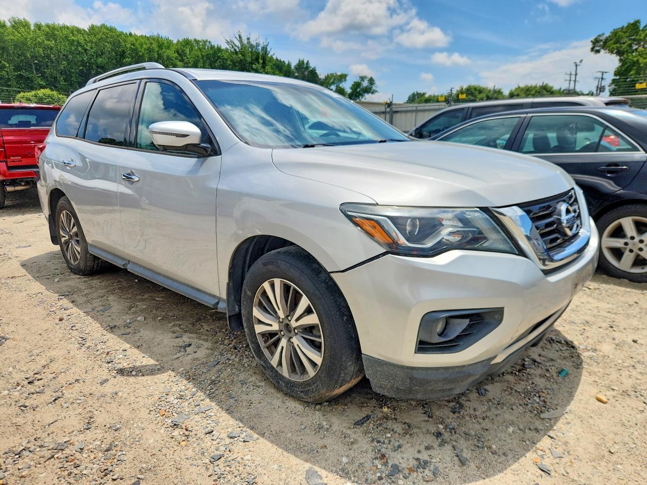 2017 NISSAN PATHFINDER — фото 4