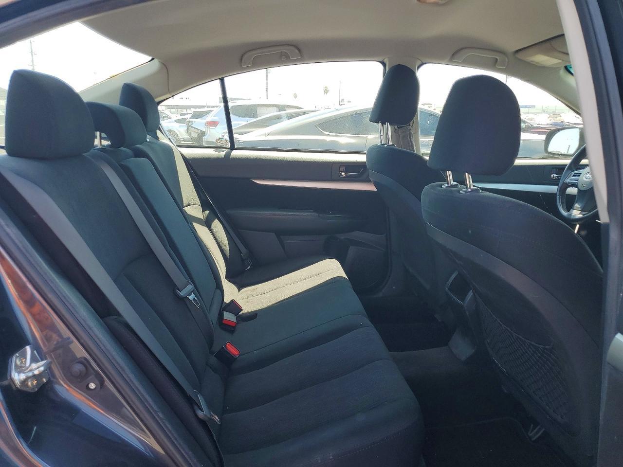 2013 SUBARU LEGACY — фото 10