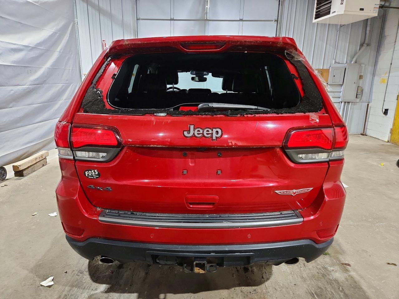 2017 JEEP GRAND CHEROKEE — фото 6