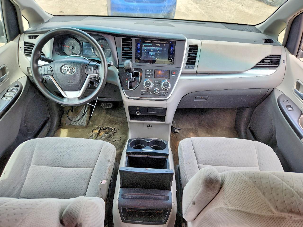 2015 TOYOTA SIENNA — фото 8