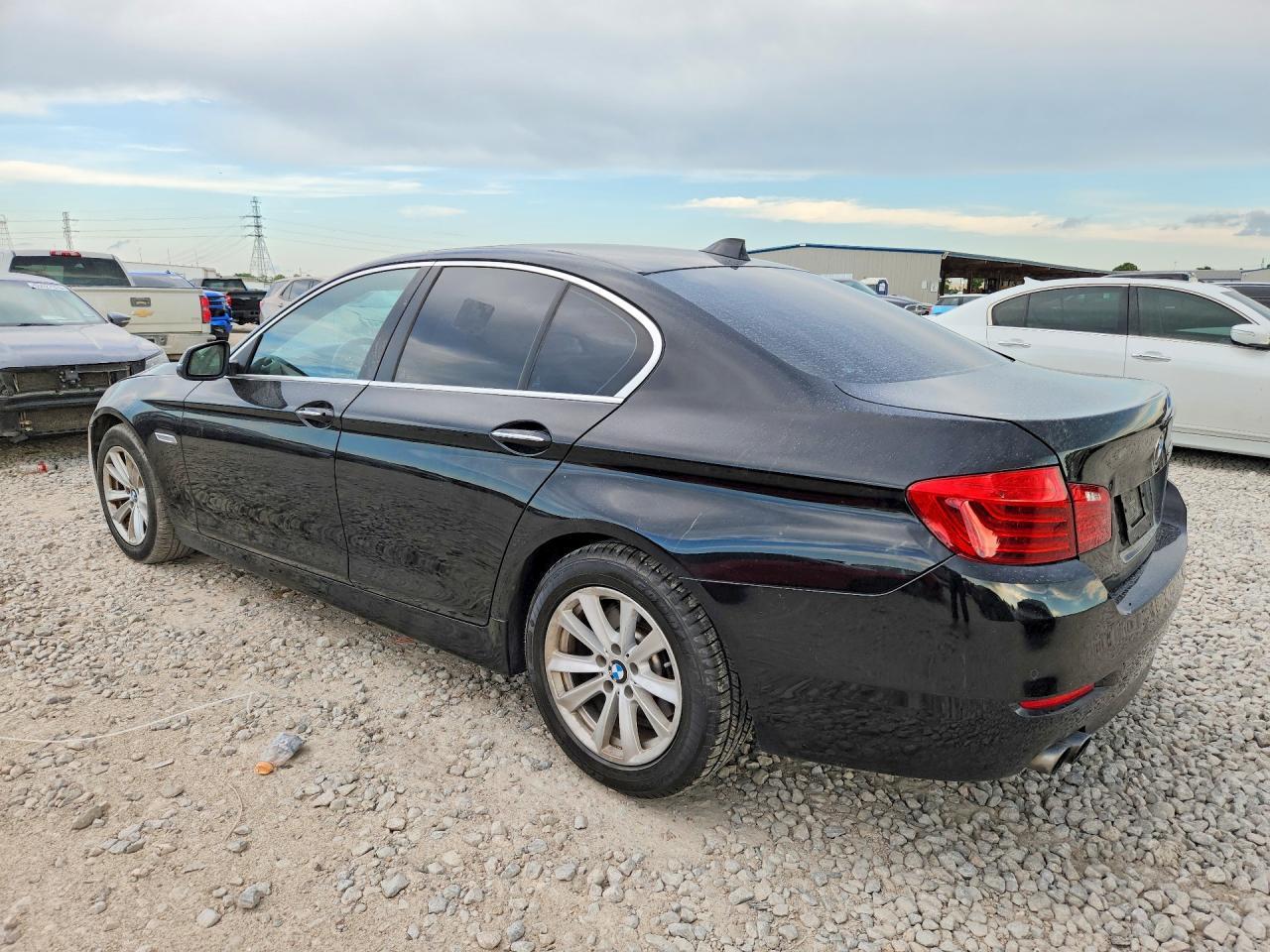 2016 BMW 5 SERIES — фото 2