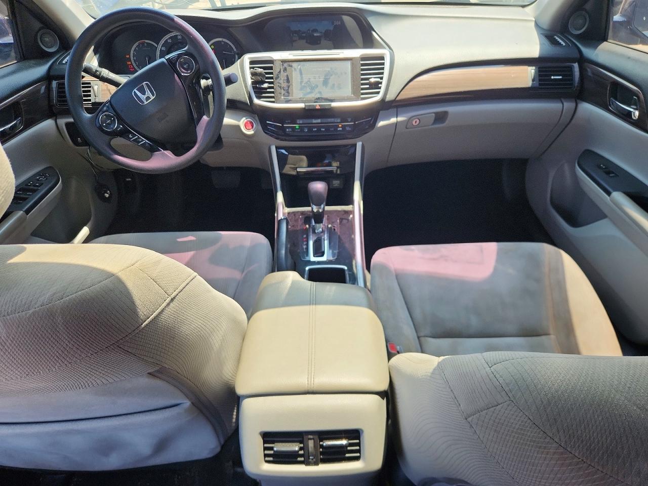 2017 HONDA ACCORD — фото 8
