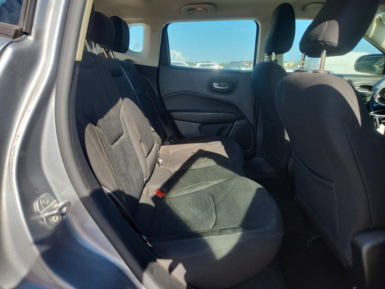 2021 JEEP COMPASS — фото 11