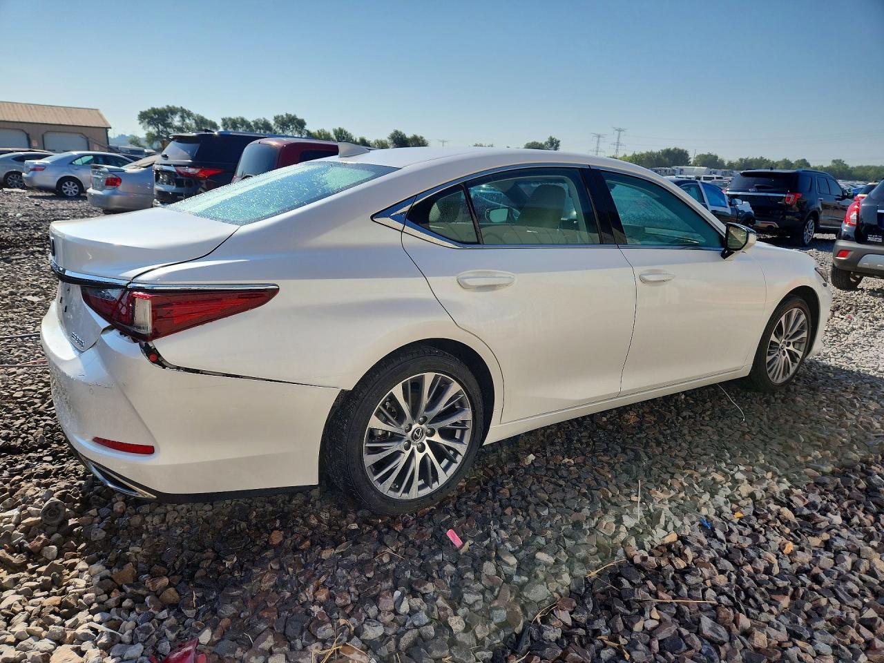 2019 LEXUS ES 350 — фото 3